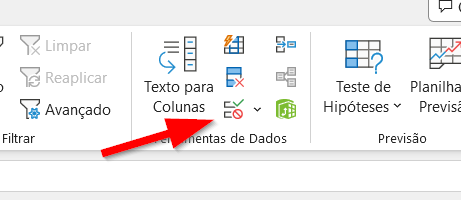 Clique em Validação de Dados